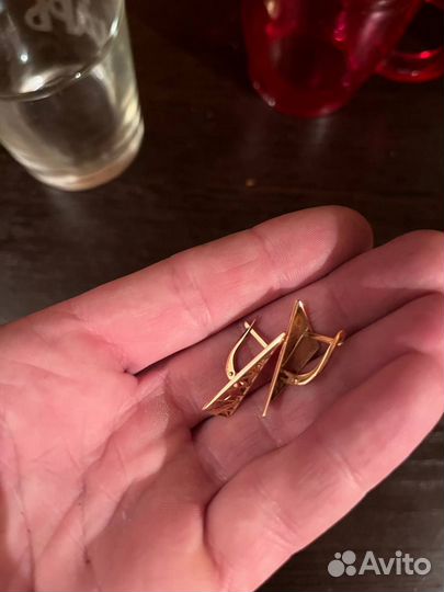 Золотые серьги