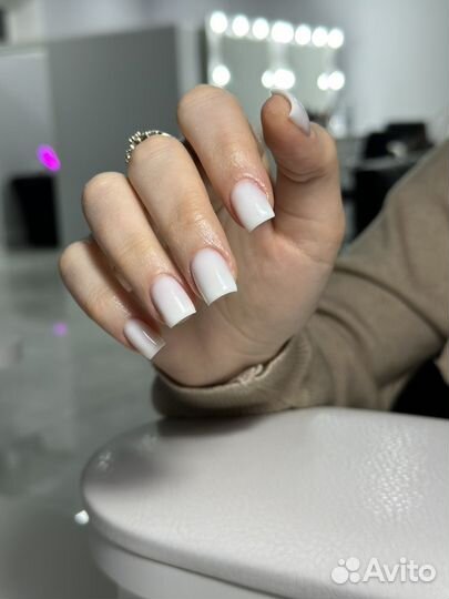 Мастер маникюра и педикюра