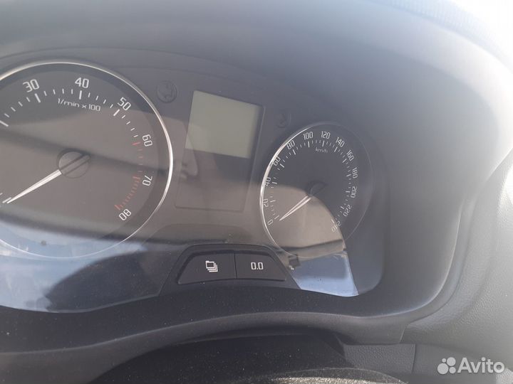 Панель приборов Шкода Фабиа 2 Skoda Fabia 2