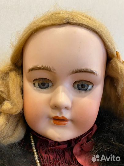 Антикварная кукла
