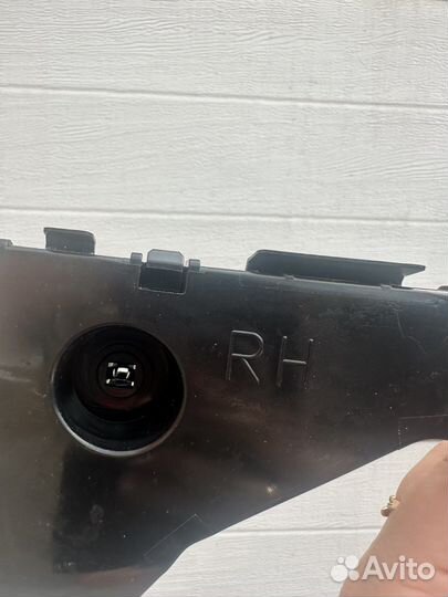 Правое крепление заднего бампера мазда 3 bl