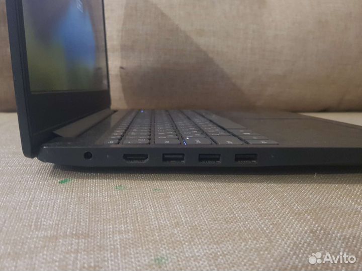 Продаю ноутбук бу