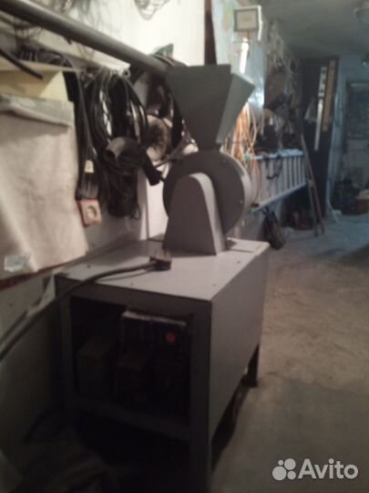 Крупорушка зернодробилка