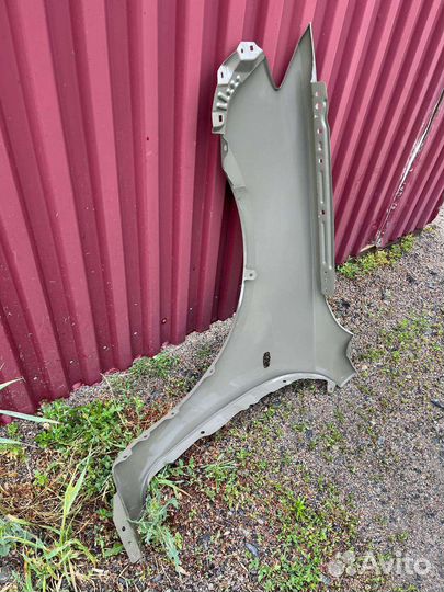 Крыло переднее правое mazda 3 bk седан