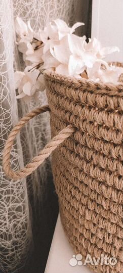 Большая корзина для хранения из джута