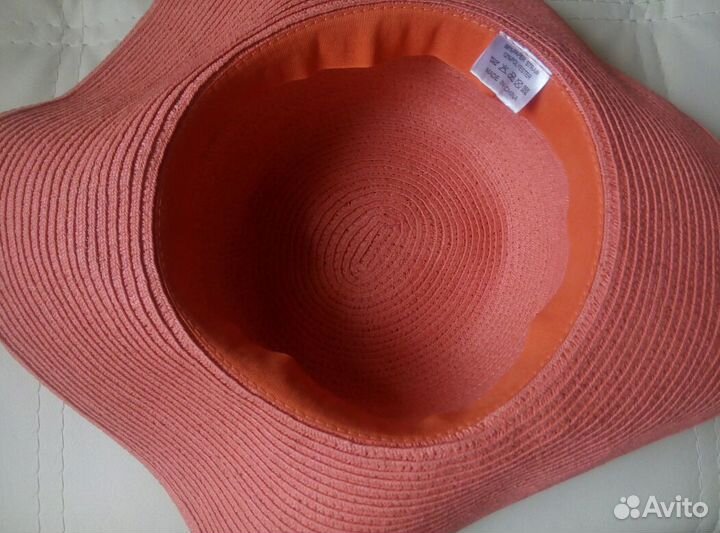 Пляжная шляпа Zarina Новая