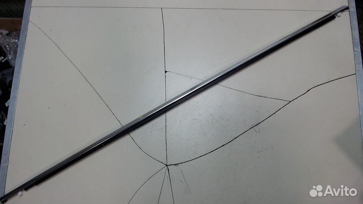 Молдинг стекла Volvo XC90, 2016