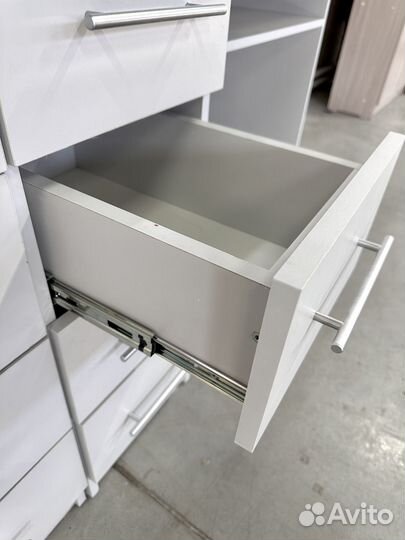 Стол письменный компьютерный