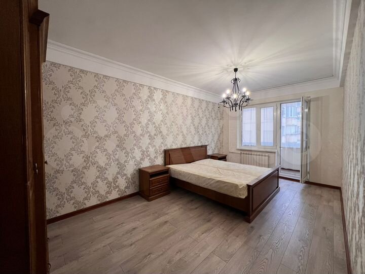 2-к. квартира, 56 м², 7/10 эт.