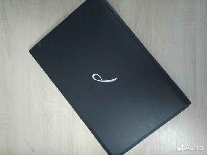 Как новый в плёнке 4ядра/4гб/160гб