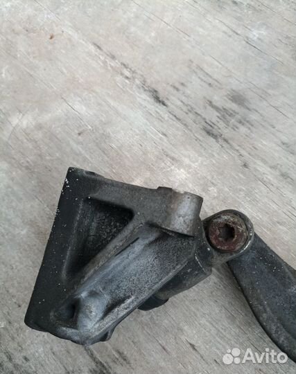 Натяжитель ремня Хонда Црв 3 CR V 3