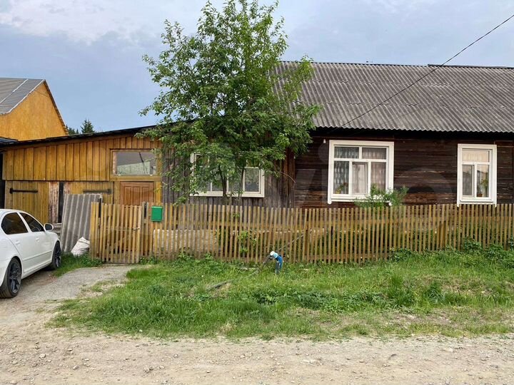 Дом 42 м² на участке 3 сот.