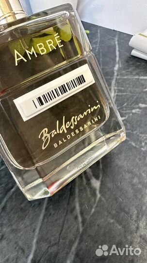 Baldessarini ambre 88ml с витрины