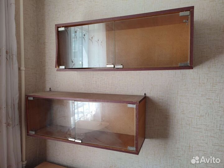 Книжные полки