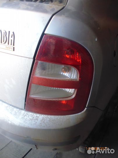 Шкода фабиа 1 фанарь правый
