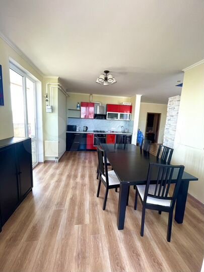 2-к. квартира, 70 м², 6/10 эт.