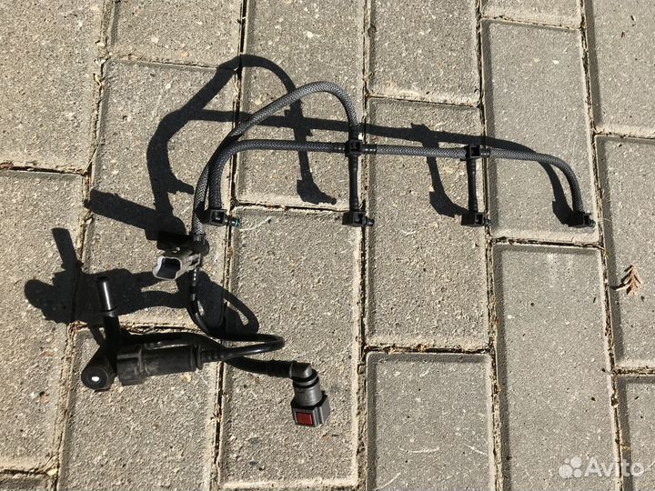 Трубка обратки Ford 1.8 TDI 2010 г