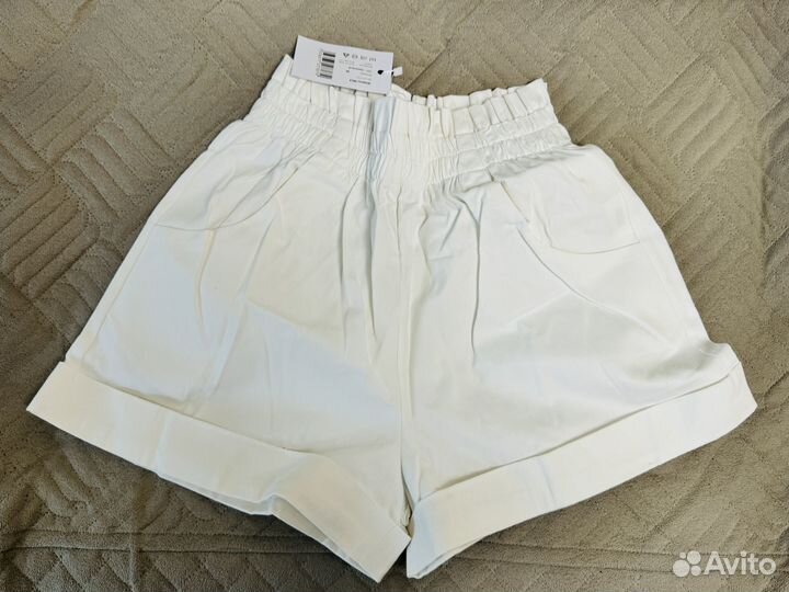 Женские шорты новые