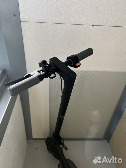 Электросамокат Xiaomi Electric Scooter Essential