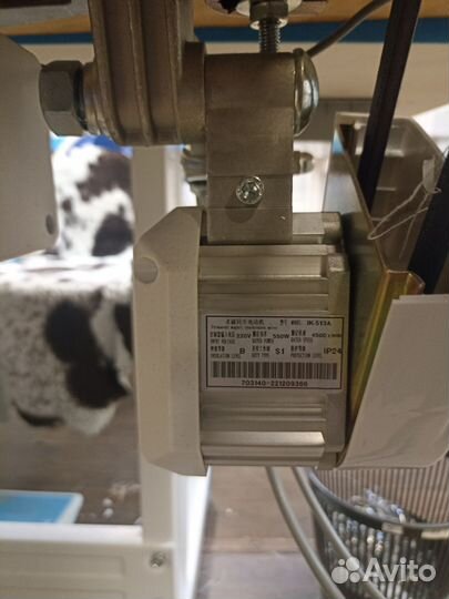 Швейная машина, оверлок