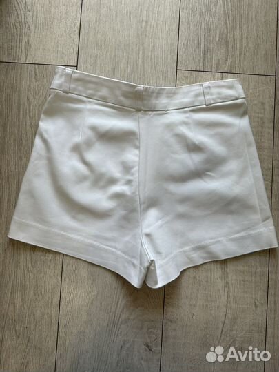 Шорты женские