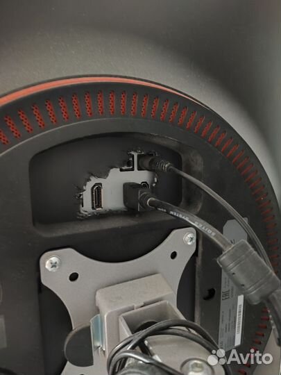 Игровой монитор LG 31,5'