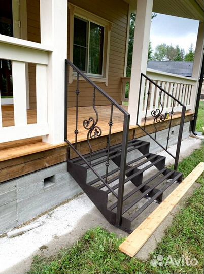 Перила деревянные с установкой