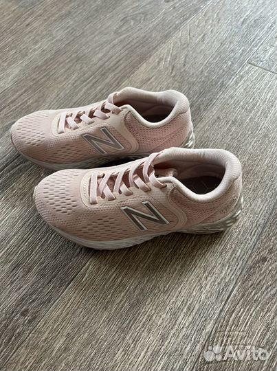 New Balance Кроссовки