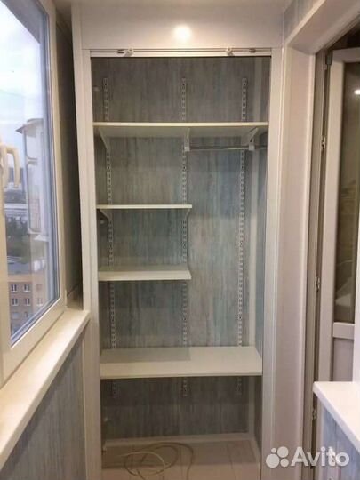 Шкаф с рольставнями на балкон на заказ