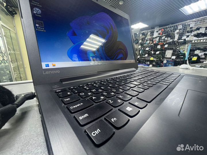 Ноутбук lenovo на I5- 7-го поколения