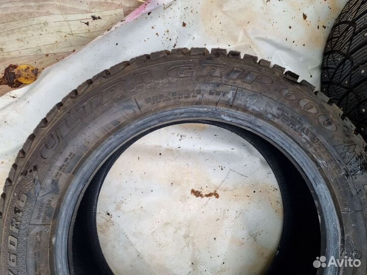 Goodyear Ultragrip 600 205/60 R16