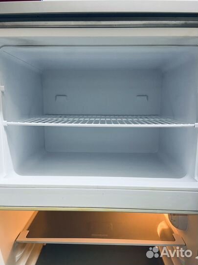 Холодильник Blomberg Металлик