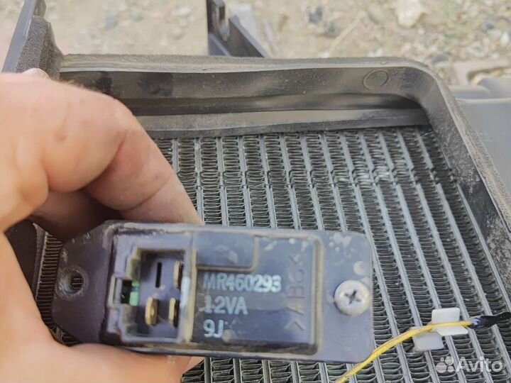 MR460293 реостат печки Mitsubishi diamante