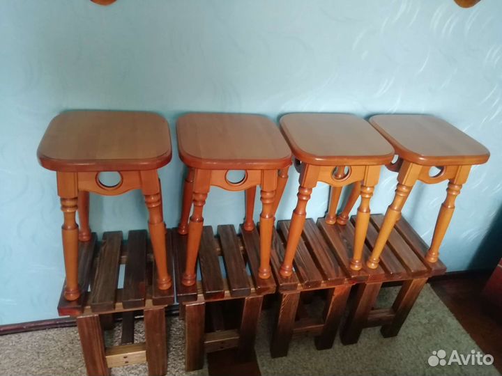 Табуретки новые