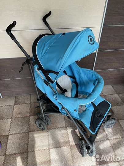 Прогулочная коляска трость