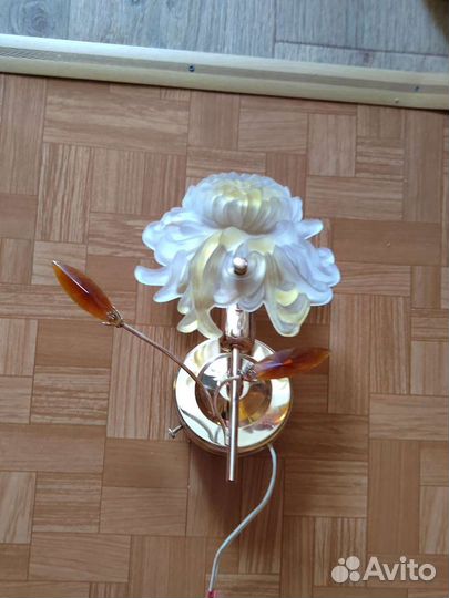 Светильник настенный