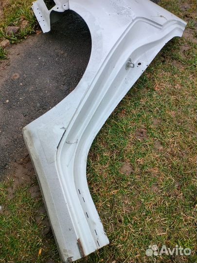 Крылья задние KIA cerato 3 б/у оригинал(12-20г) 1ш