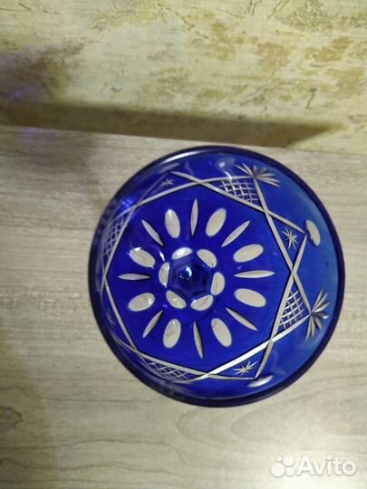 Бокал из цветного хрусталя