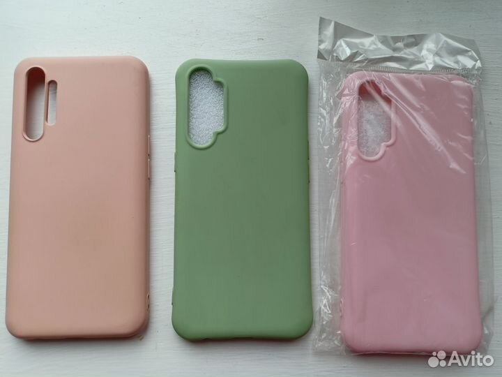 Защитные стекла и чехлы на телефон Realme XT