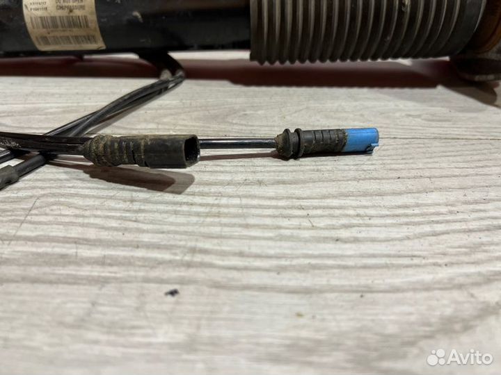 Амортизатор задний левый Bmw X5 F15 2017