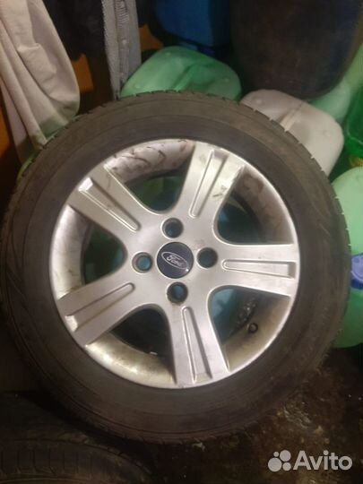 R15 Dunlop SP Sport LM704 195/60, PCD 4x108 DIA 63.3
