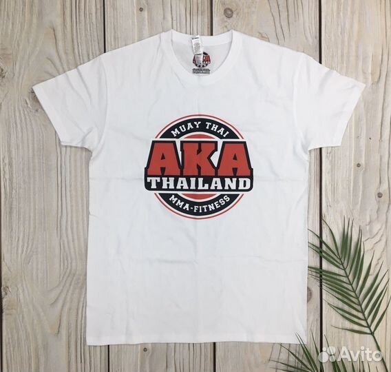 Футболка AKA