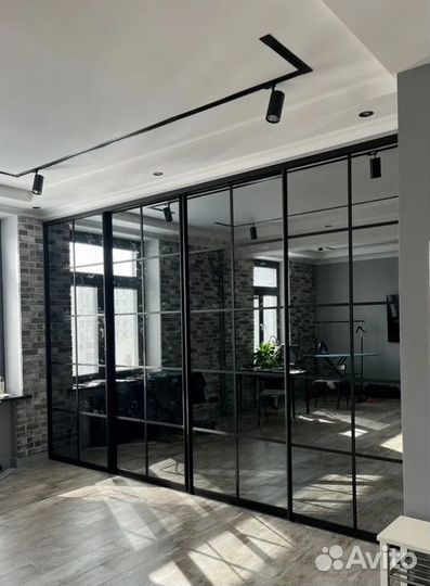 Двери купе зеркальные