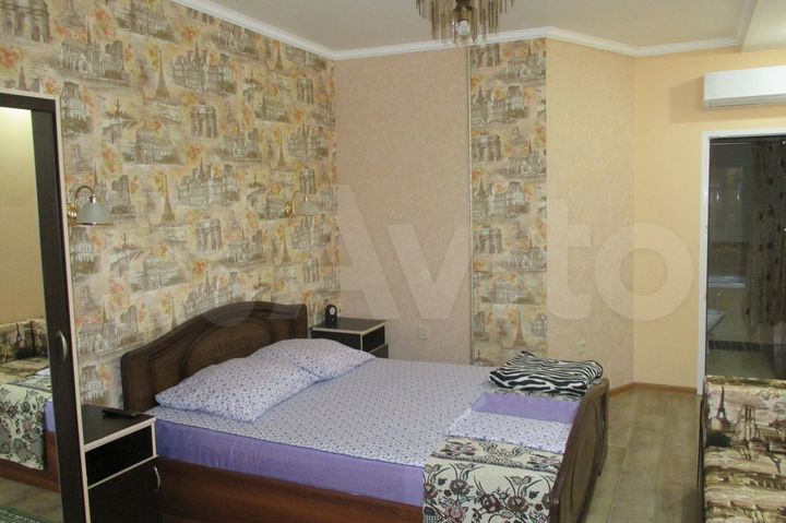 Комната 25 м², 1/3 эт.