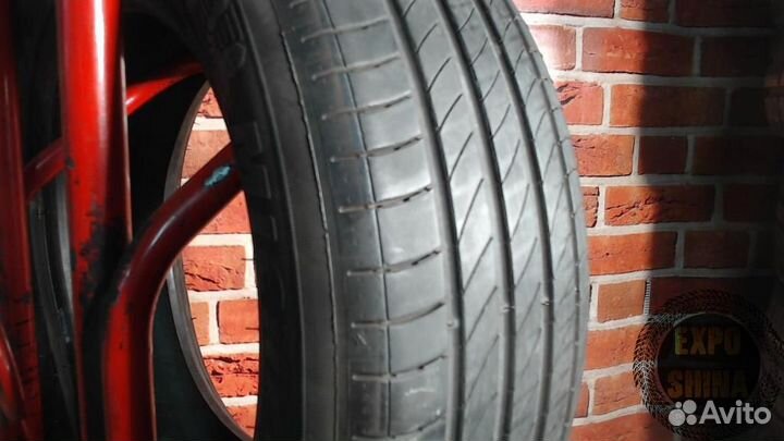 Michelin Primacy 4 215/65 R17