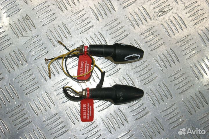 Поворотники передние Honda CB400SF, NC31