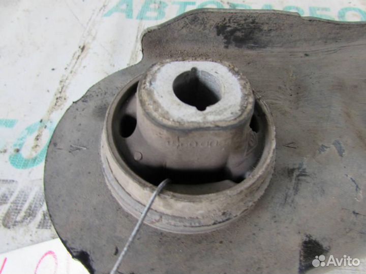 Рычаг передний левый для Renault Fluence 2010