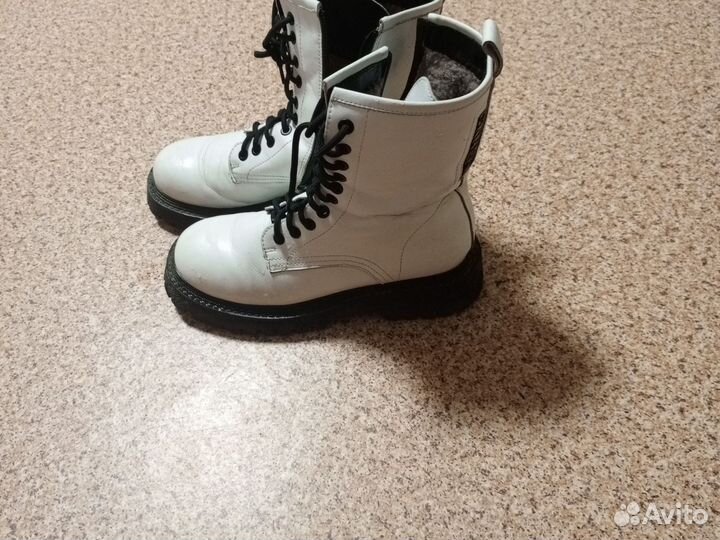 Ботинки белые женские 37 размер