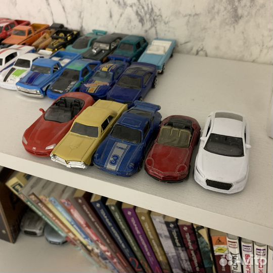 Машинки HotWheels