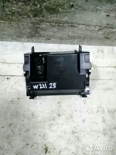 Пепельница с прикуривателем Mercedes W211